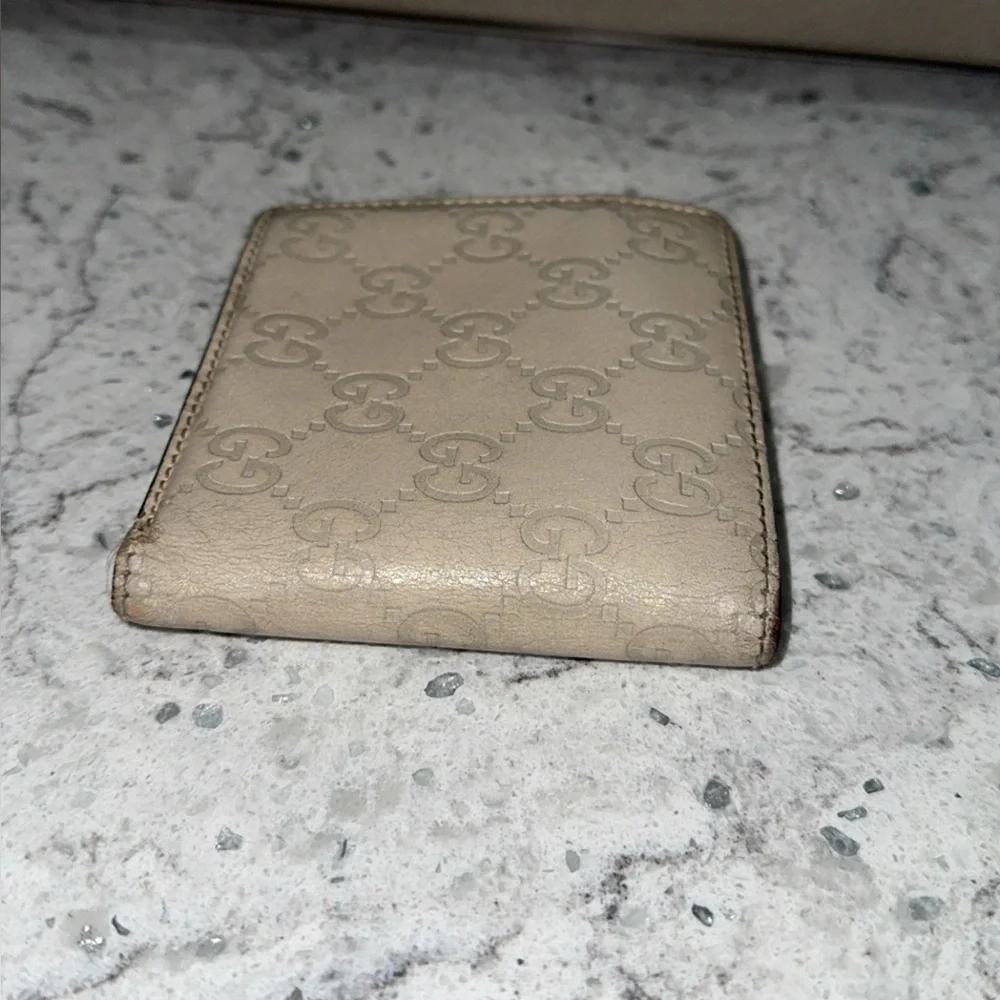 Gucci GG Signature Leather Bifold Wallet AUTHENTIC